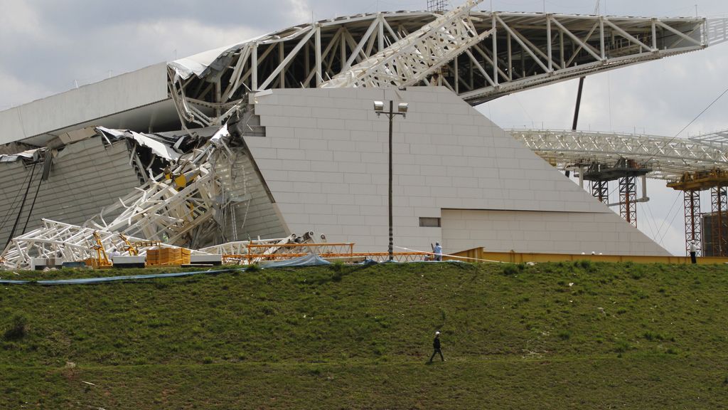 Dos muertos en las obras del estadio Arena de Sao Paulo