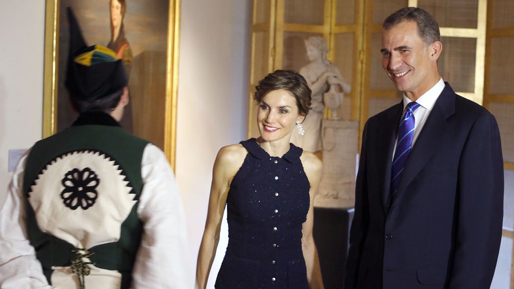 Los Reyes en la recepción de la residencia del embajador de España