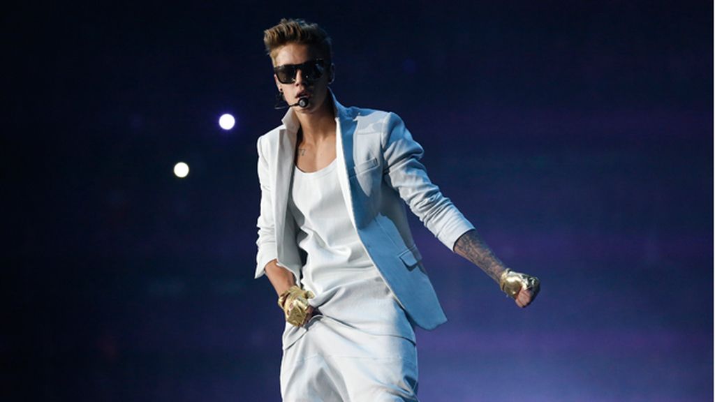 Justin Bieber copia el estilo de Michael Jackson