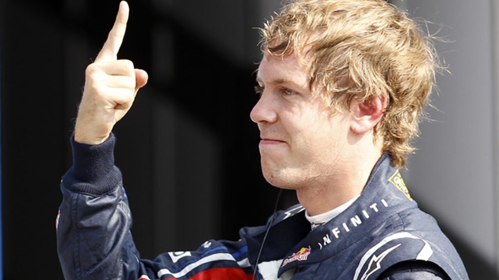 Vettel celebraba triunfante la pole