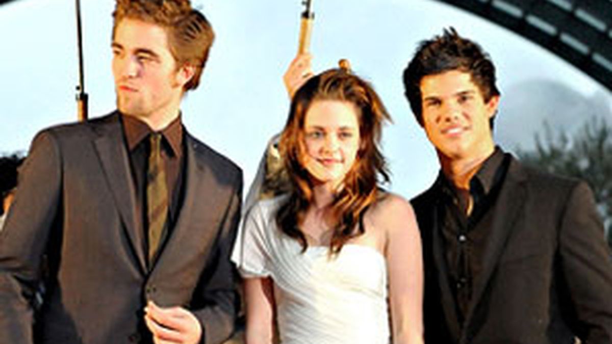 Robert Pattinson, Kristen Stewart y Taylor Lautner. Foto: Archivo.