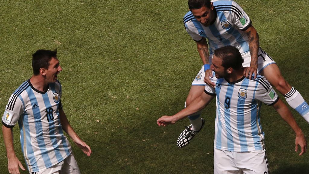 Gonzalo Higuaín: El éxtasis del héroe argentino