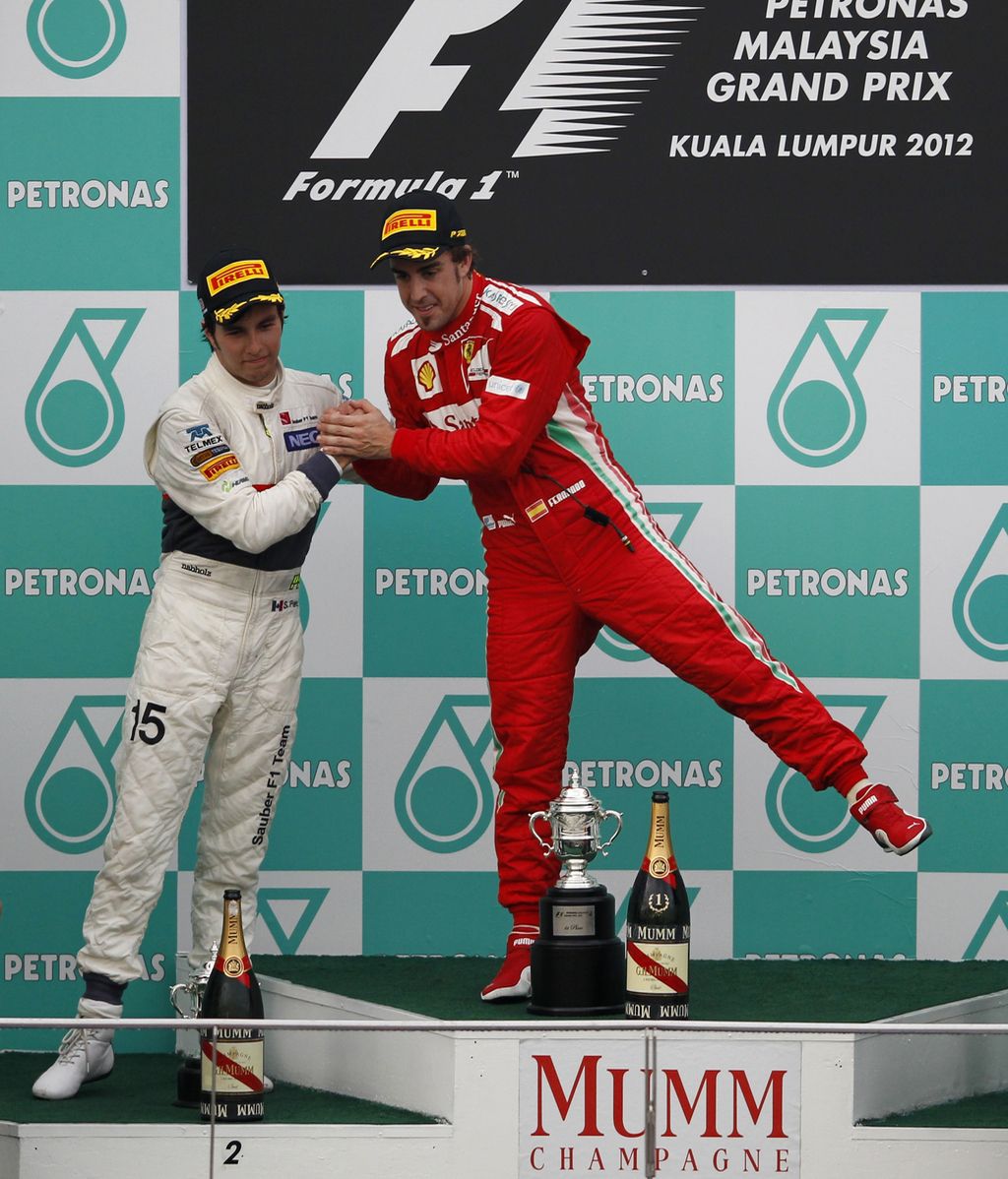 Alonso gana el Gran Premio de Malasia