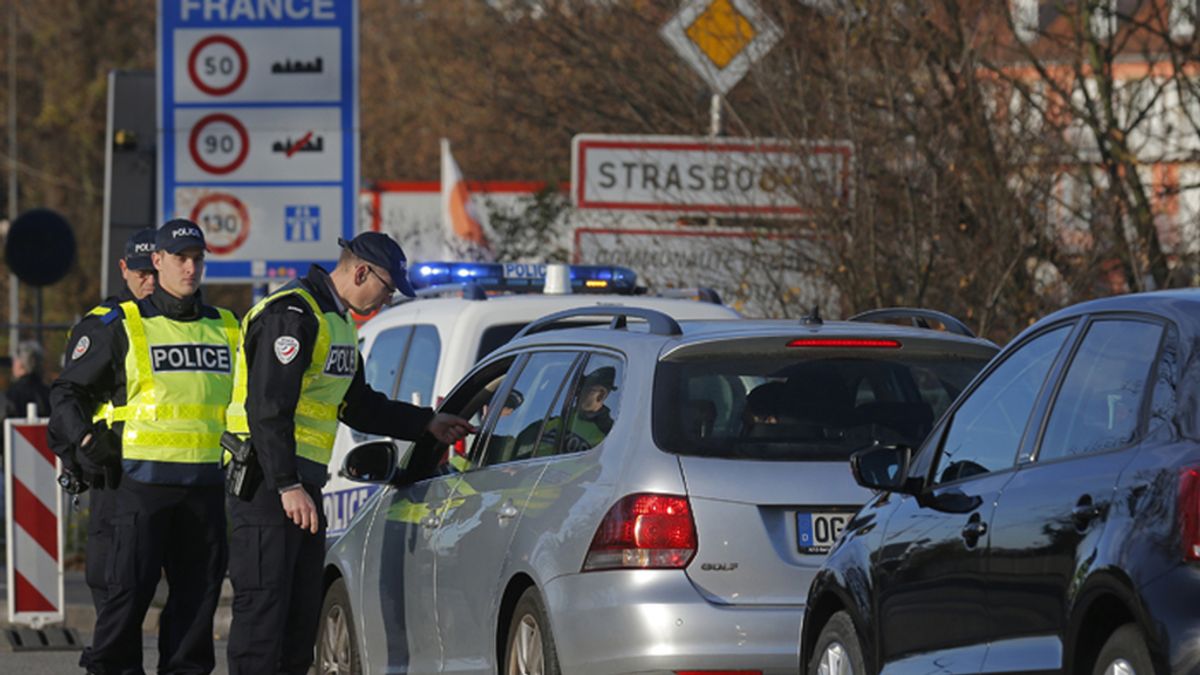 Control policial en la fontera francesa de Estrasburgo