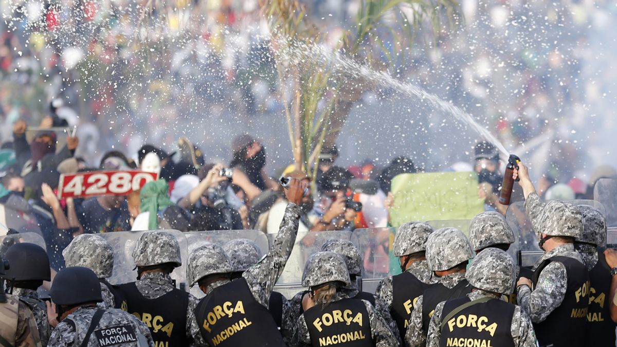 Protestas en Belo Horizonte, Brasil, ante la Copa Confederaciones. Foto: Reuters
