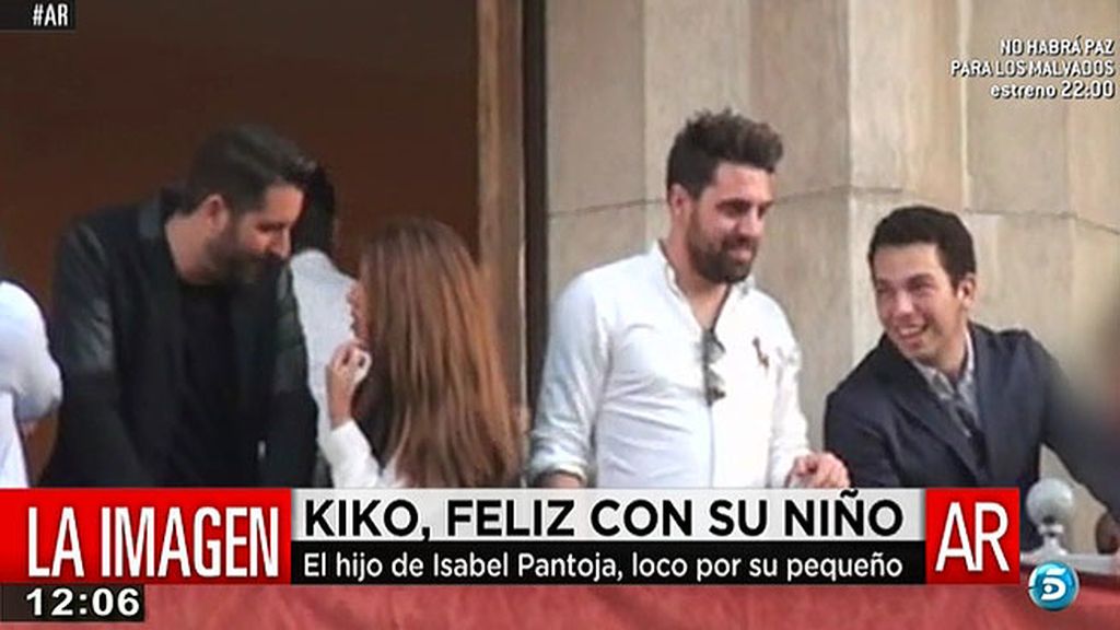 Kiko Rivera disfruta de la Semana Santa en Sevilla con su hijo Francisco