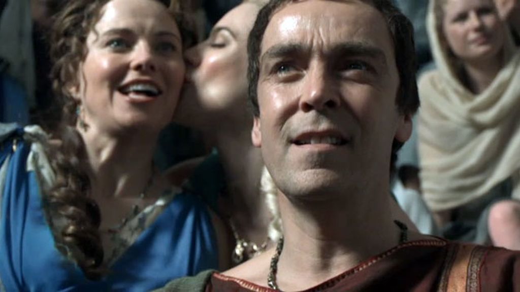 Batiatus se enfrenta a su padre, Titus
