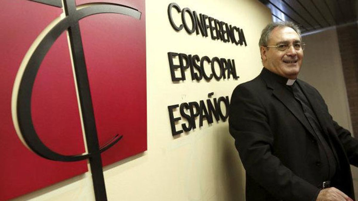 Secretario general y portavoz de la Conferencia Episcopal Española (CEE), José María Gil Tamayo
