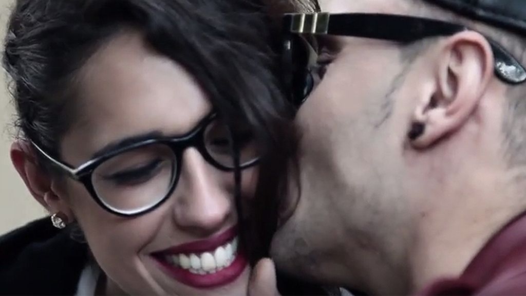 ¡Omar también sale en el videoclip!