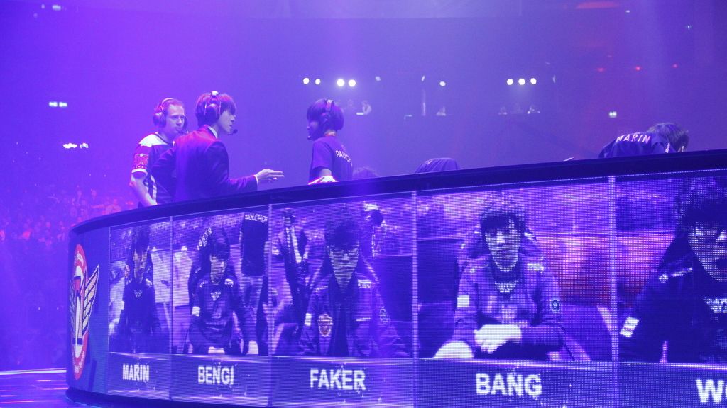 ‘Galería de fotos del ambientazo que hay en el evento, dentro y fuera del estadio.’