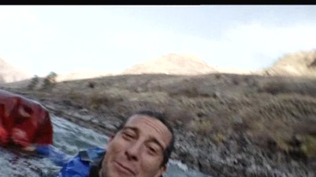 Oregón: El último superviviente atraviesa unos peligrosos rápidos