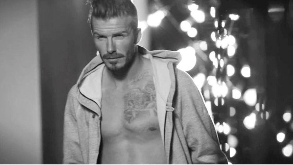 David Beckham se vuelve a quedar en calzoncillos para H&M