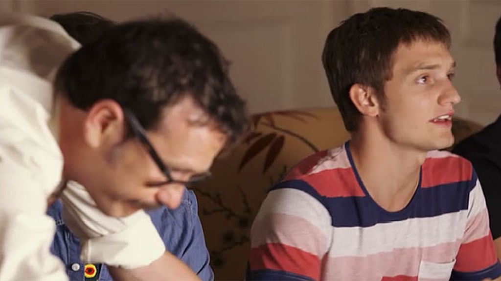 Joaquín Reyes interpreta a José Ignacio, un comercial de gas que intenta ligarse a Carlota