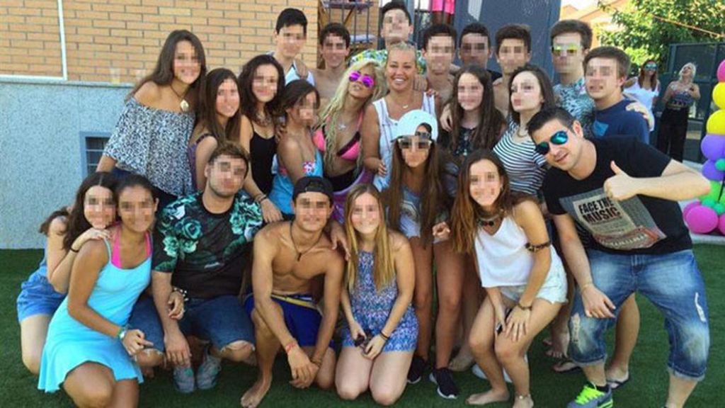 La hija de Belén Esteban organizó una fiesta en su chalet de Paracuellos