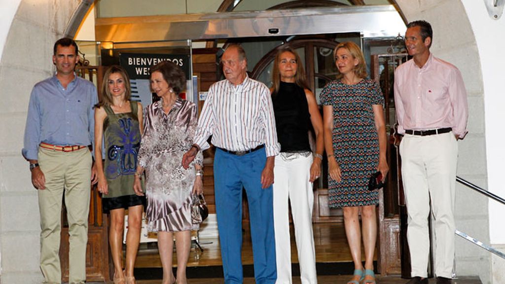 Letizia, minifaldera durante el aniversario de la Copa del Rey