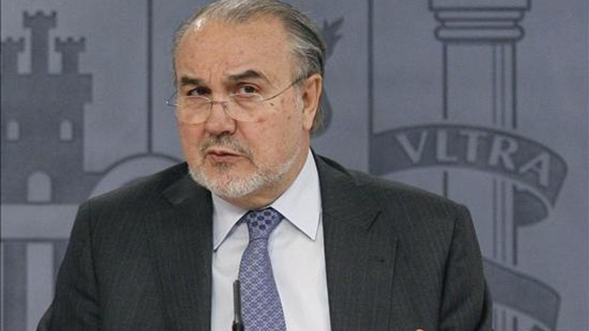 El vicepresidente segundo y ministro de Economía, Pedro Solbes. EFE/Archivo