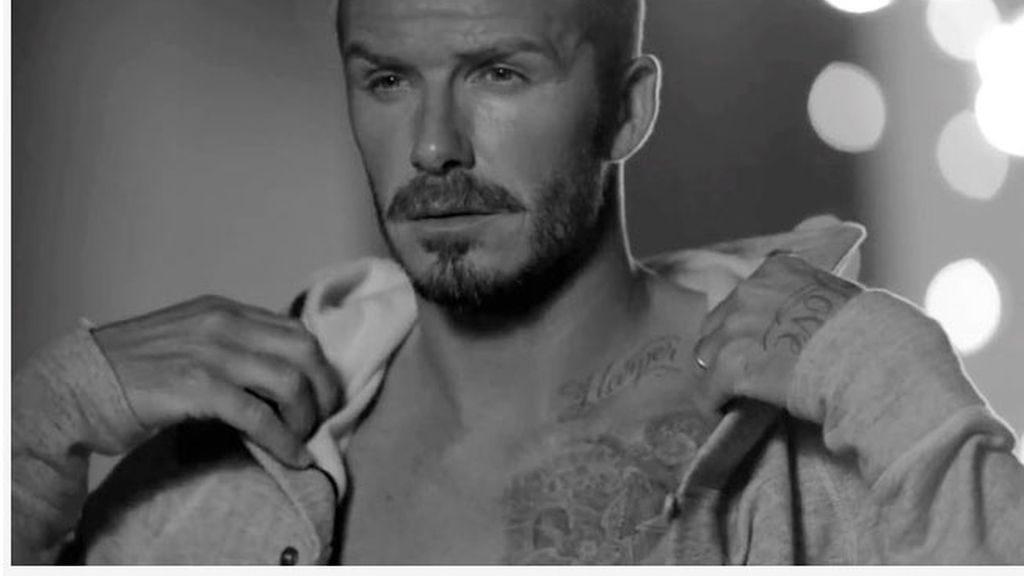 David Beckham se vuelve a quedar en calzoncillos para H&M