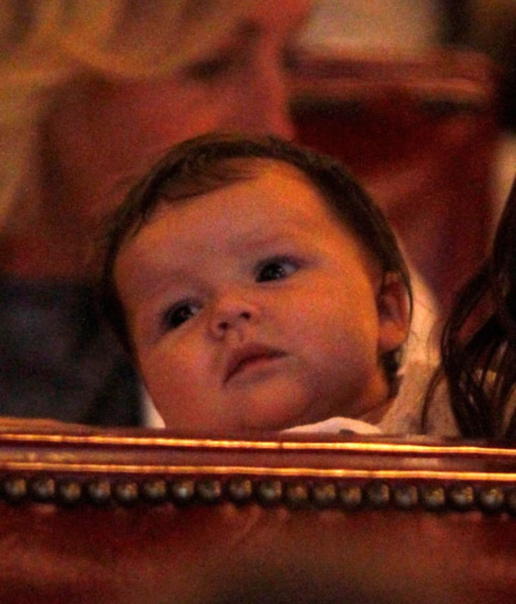 Victoria Beckham se lleva a la pequeña Harper Seven de compras