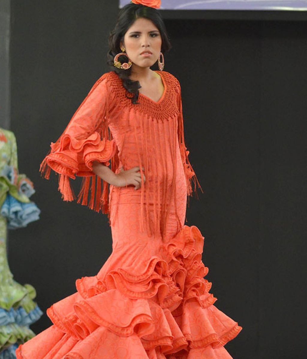 Chabelita, ya en edad laboral, elige la pasarela