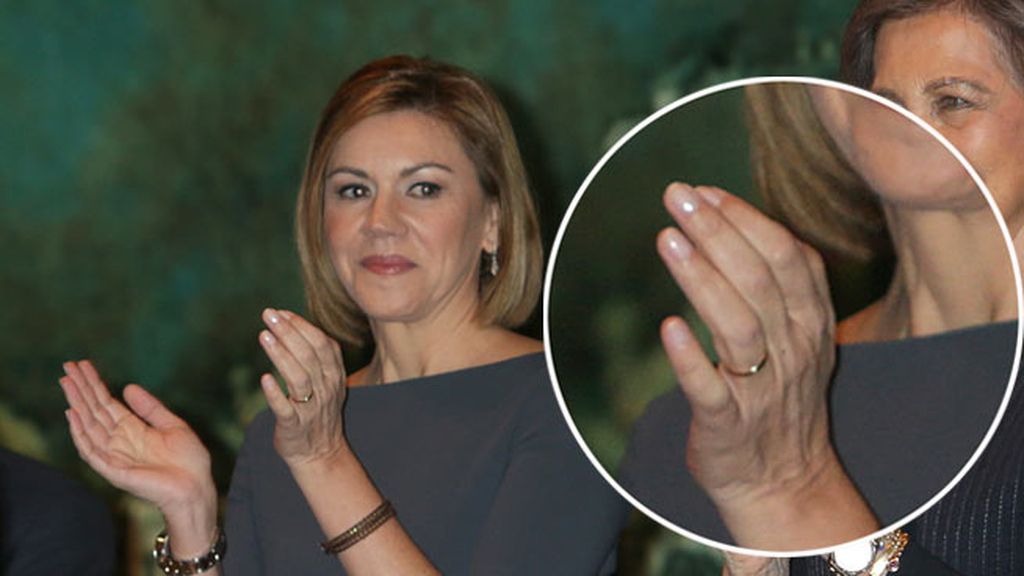 Va de uñas: rojas, naturales, mordidas... Así es la 'manicura política'