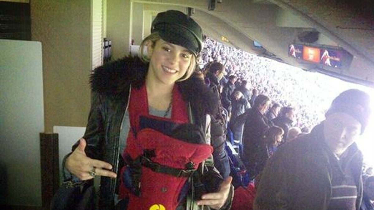 Shakira se va al fútbol con su hijo