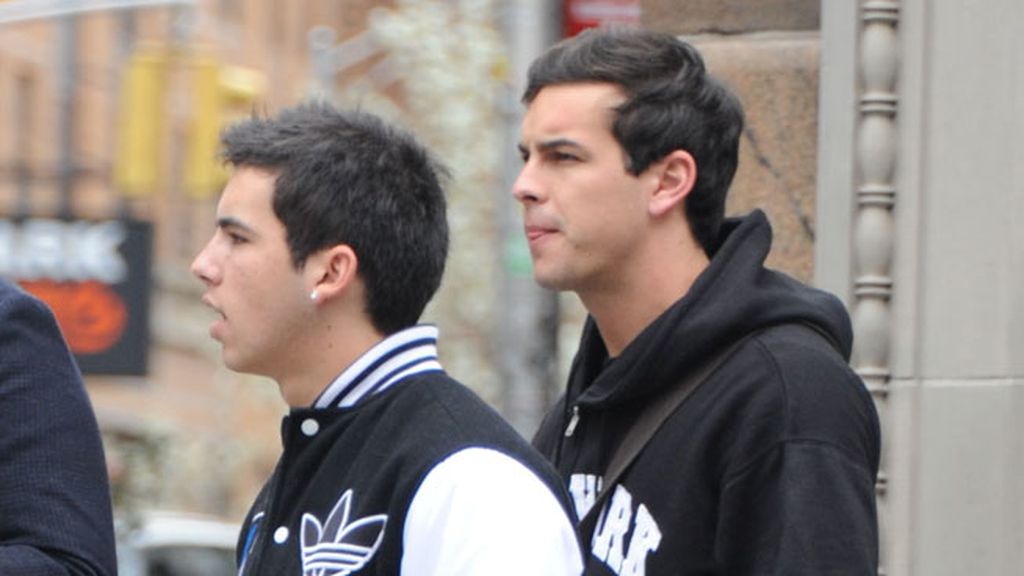 Mario Casas y Christian Casas