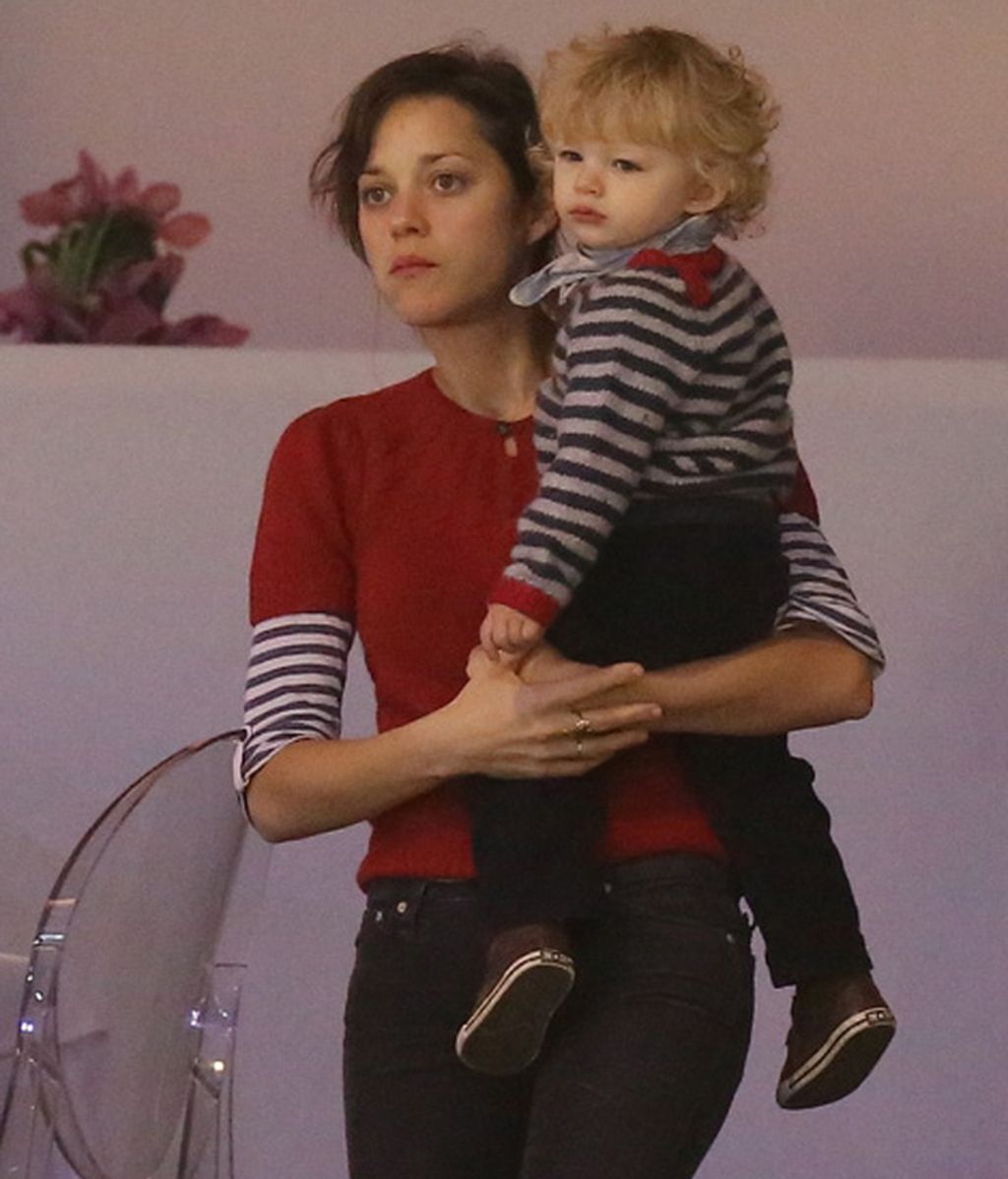 Marion Cotillard y su hijo Marcel