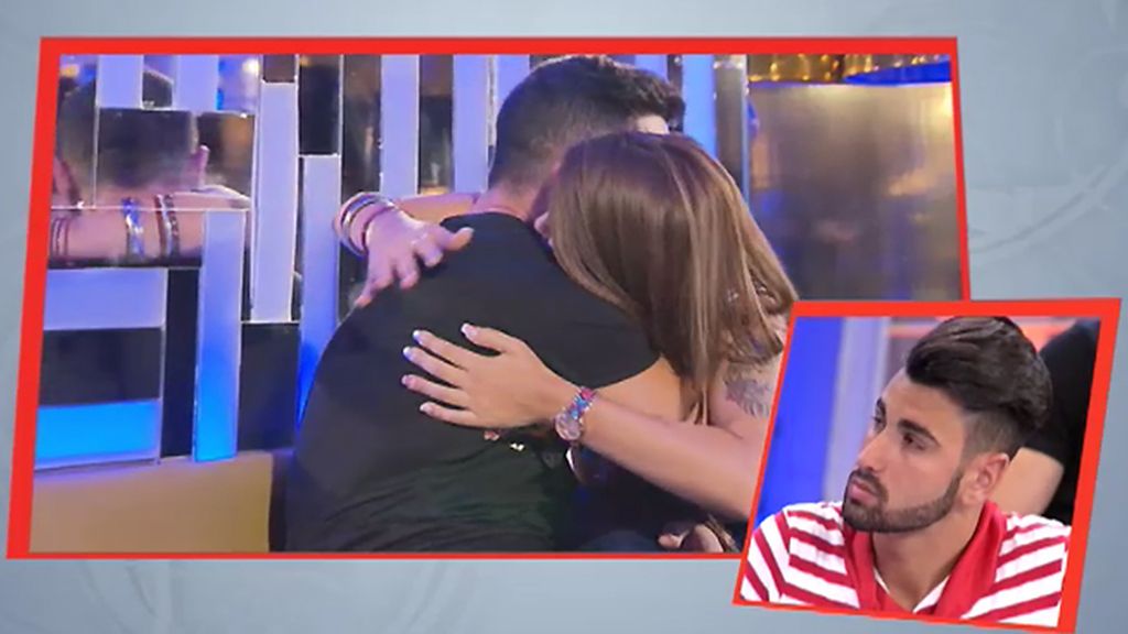 Jorge busca su primer beso con Anais