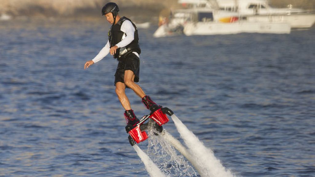 Flyboard: el nuevo deporte de los famosos