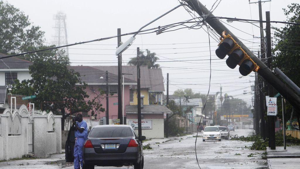 EEUU se prepara para la llegada de Irene