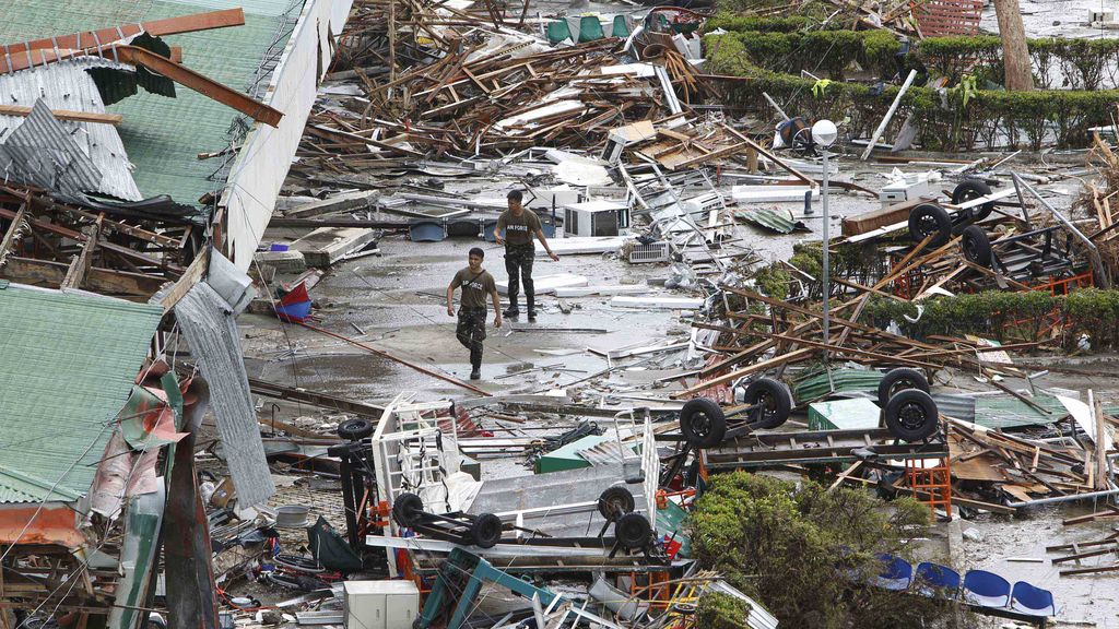 El tifón Yolanda deja miles de muertos