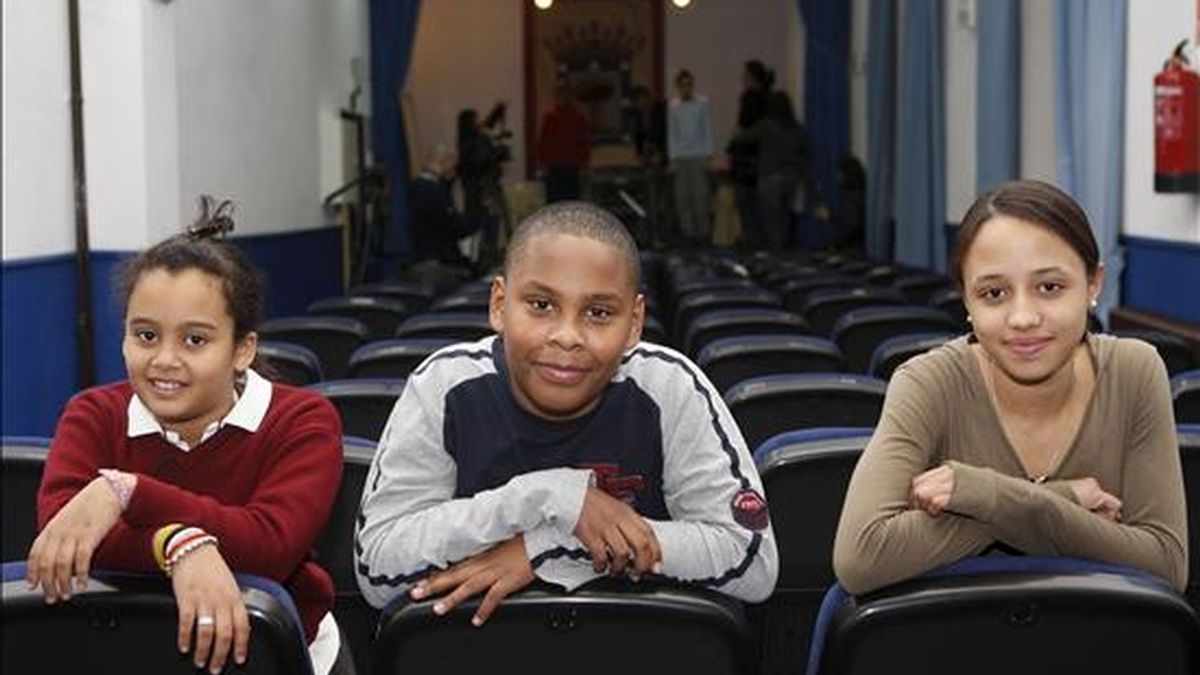 Tres niños inmigrantes del colegio madrileño de San Ildefonso. EFE/Archivo