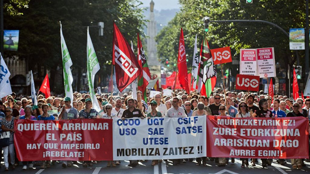 España sale a la calle contra los recortes