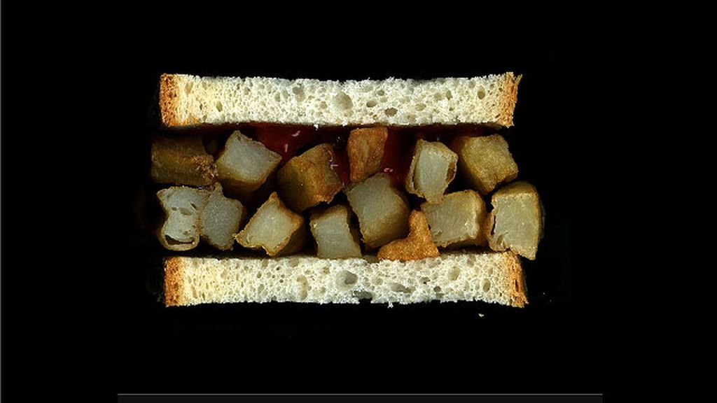 Una docena de sándwiches bajo el escáner