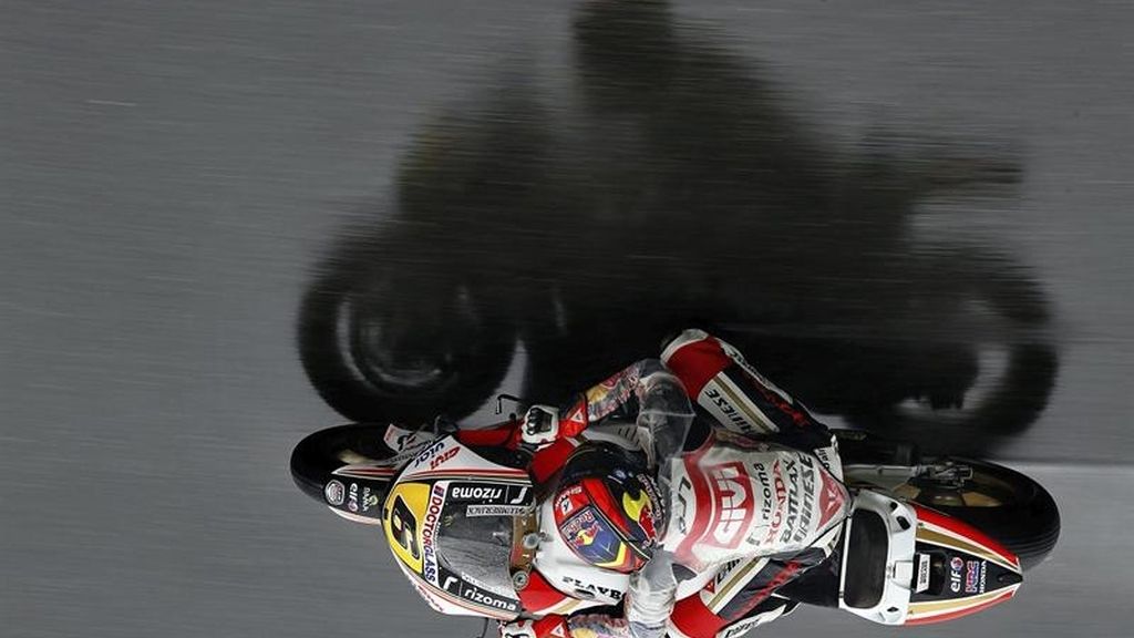 Impresionante toma vertical del piloto alemán de MotoGP Stefan Bradl