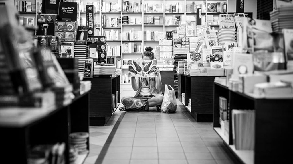 El colmo de un fotógrafo es que a su novia no le guste aparecer en fotografías