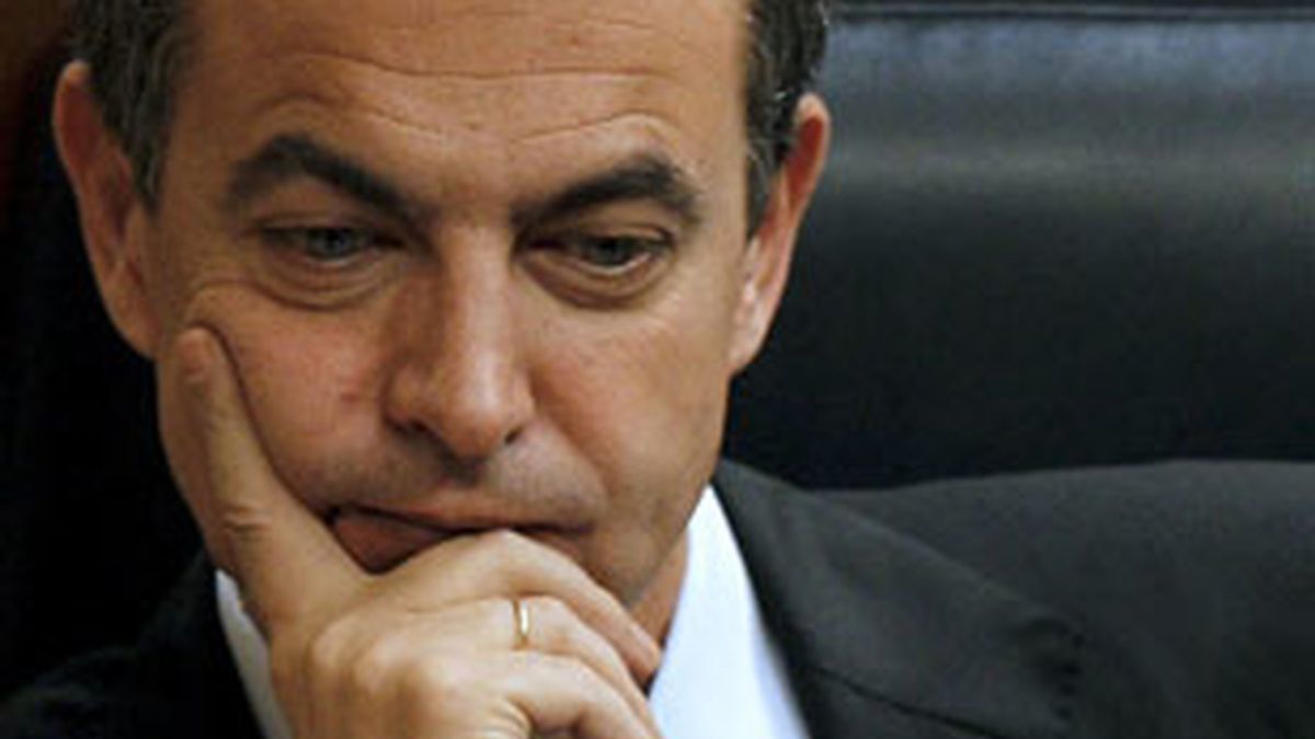 José Luis Rodríguez Zapatero, muy optimista ante la evolución del paro en 2011. Video: ATLAS