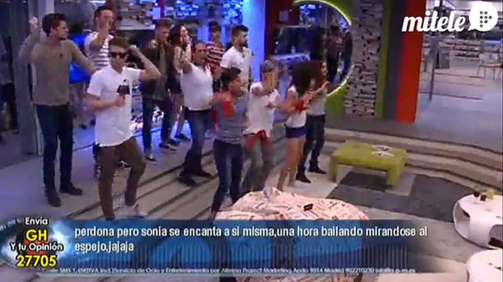 Los chicos le han dedicado un baile a Miriam, la última expulsada