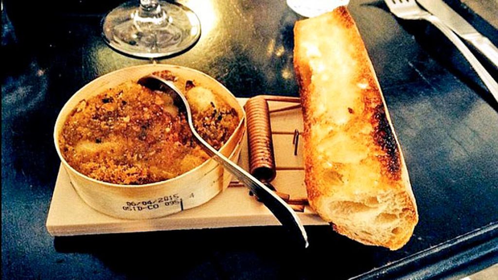 Extrañas maneras de servir platos de comida