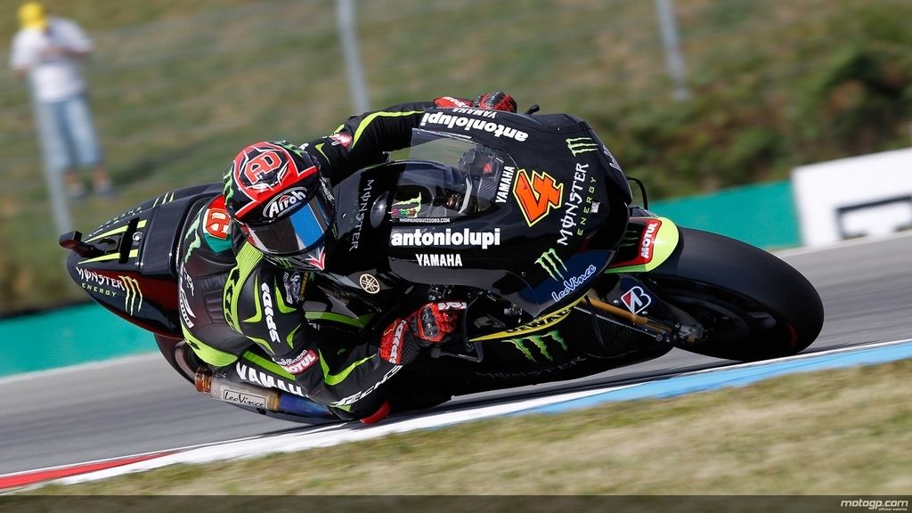 Andrea Dovizioso rodando en una curva del circuito de Brno