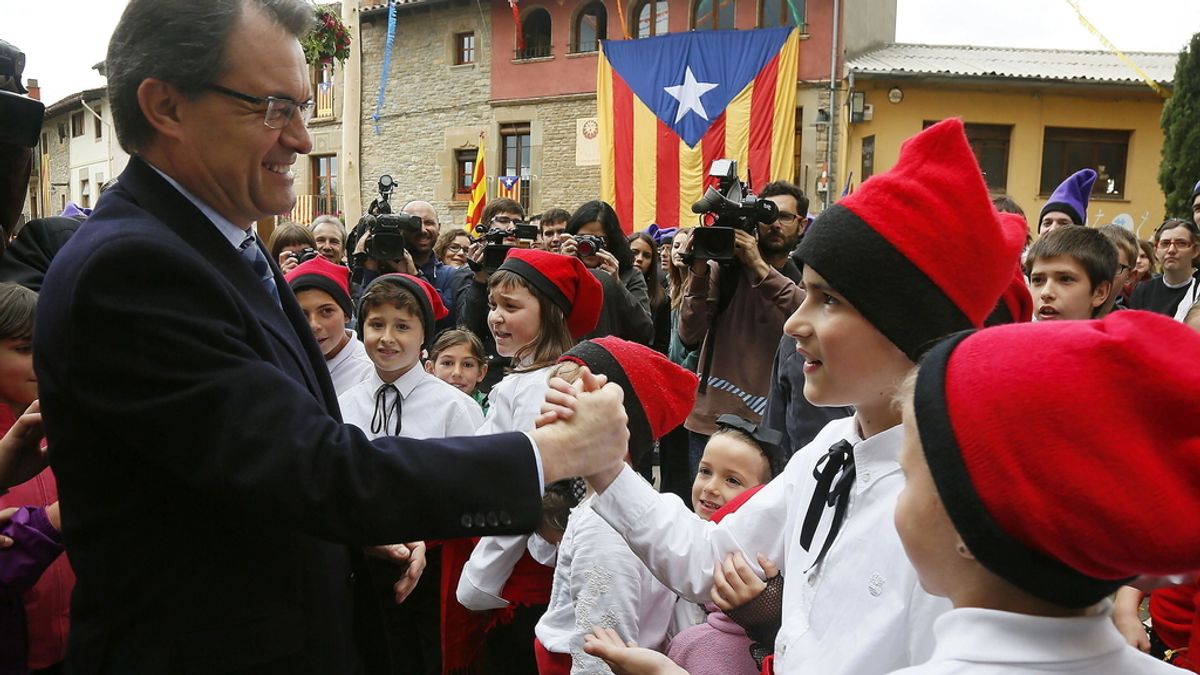 Mas señala que el catalán "es patrimonio de todos los catalanes", lo hablen o no