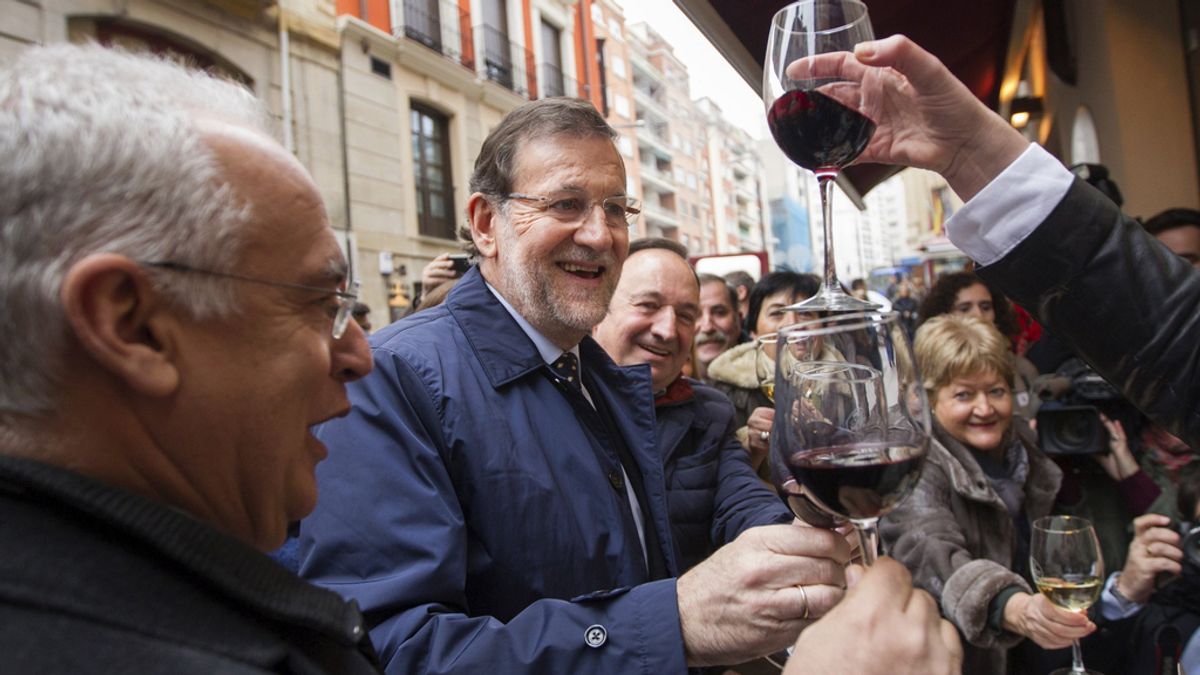 El presidente del Gobierno, Mariano Rajoy, en campaña en Logroño