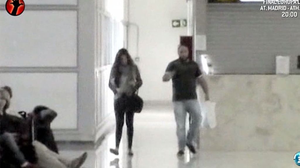 Kiko y Jessi, de la enfermería del aeropuerto