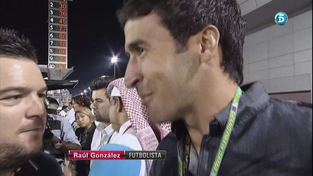 Raúl y Míchel Salgado en el paddock de Losail