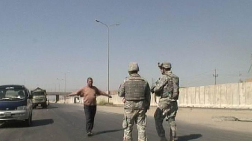 Jon Sistiaga: Sargento, ¿a qué estamos disparando?