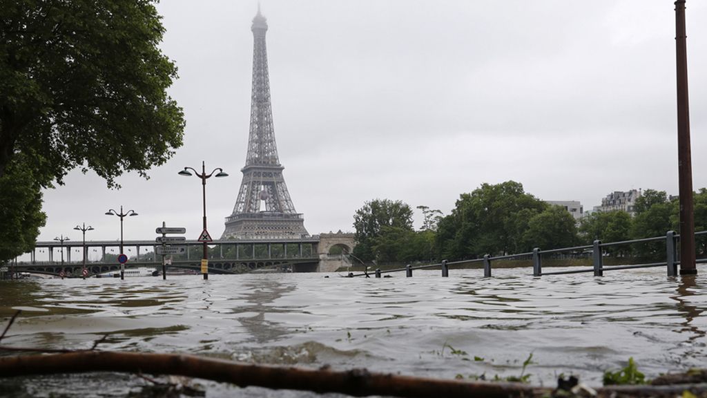Los dos museos han cerrado sus puertas por temor a las inundaciones
