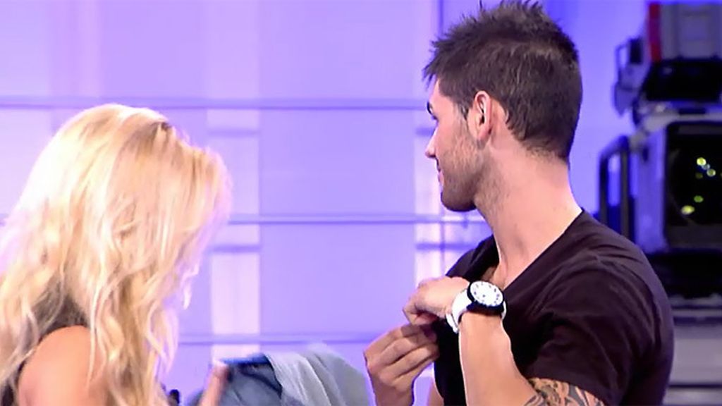 Erik se desnuda para Ainhoa