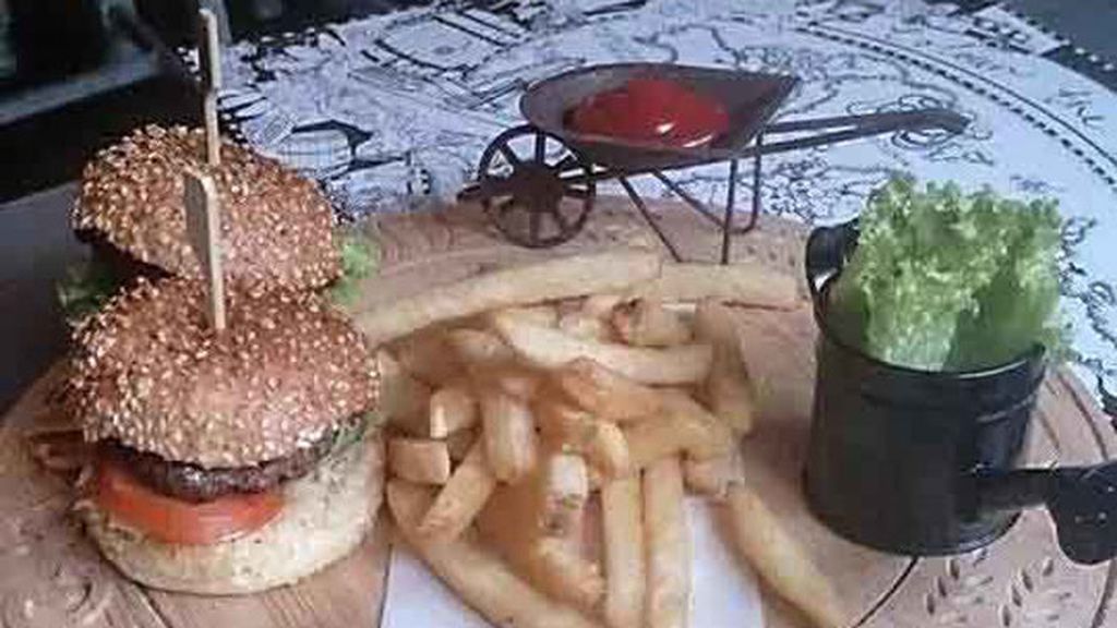 Extrañas maneras de servir platos de comida