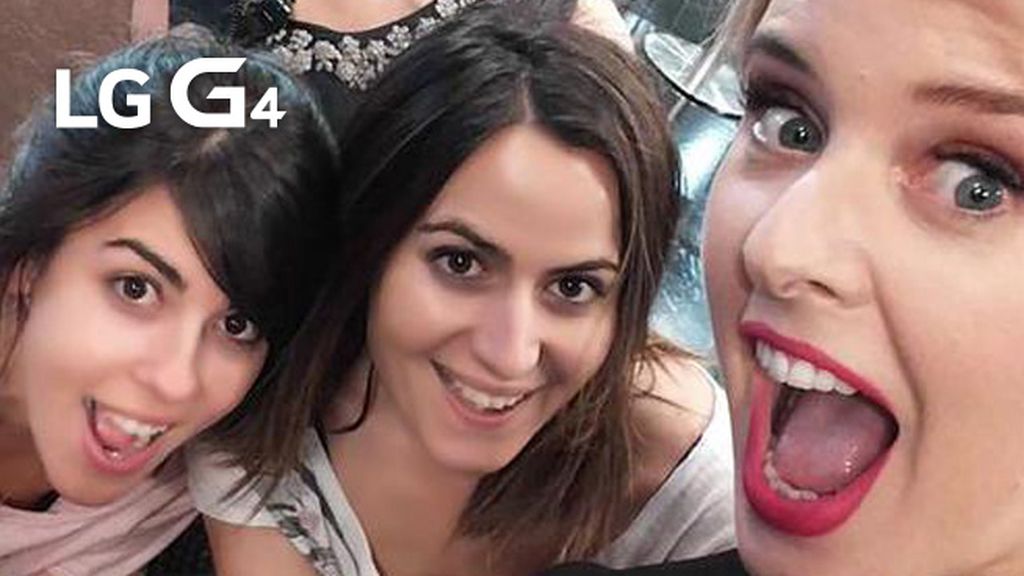 Los Selfies de Tania Llasera