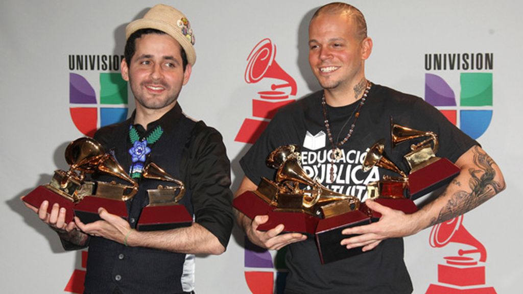 Calle 13 arrasa con nueve premios Calle 13 arrasa con nueve premios